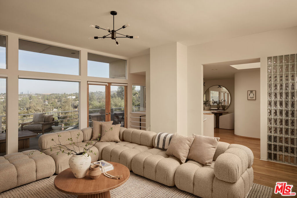 MLS #25617167 image #4