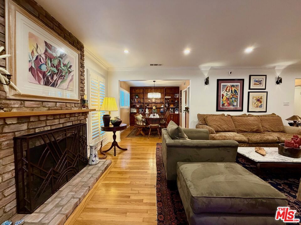 MLS #25617695 image #10