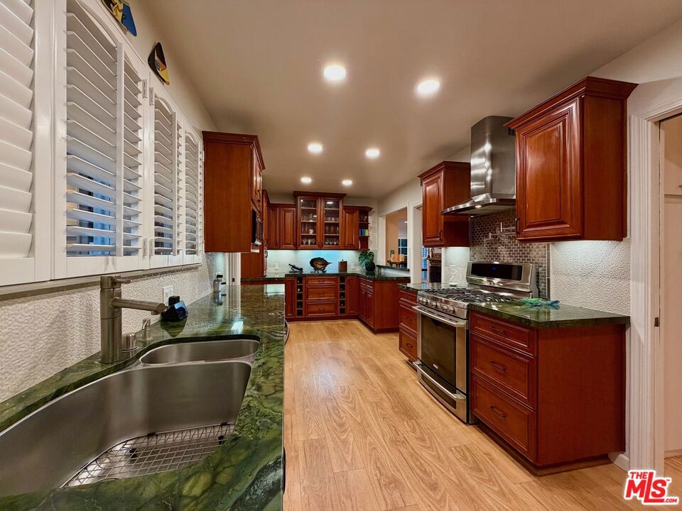 MLS #25617695 image #17