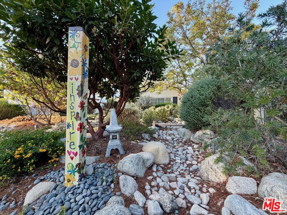 MLS #25617695 image #2