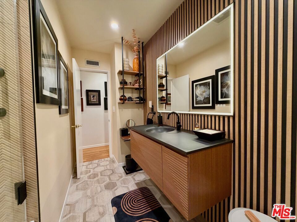 MLS #25617695 image #25