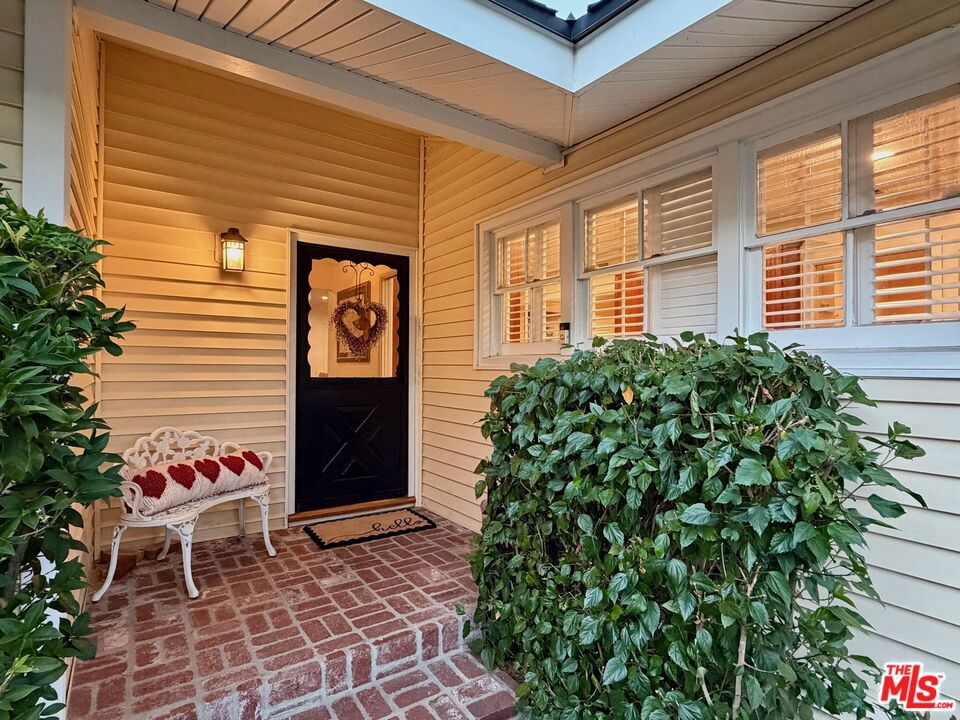 MLS #25617695 image #3