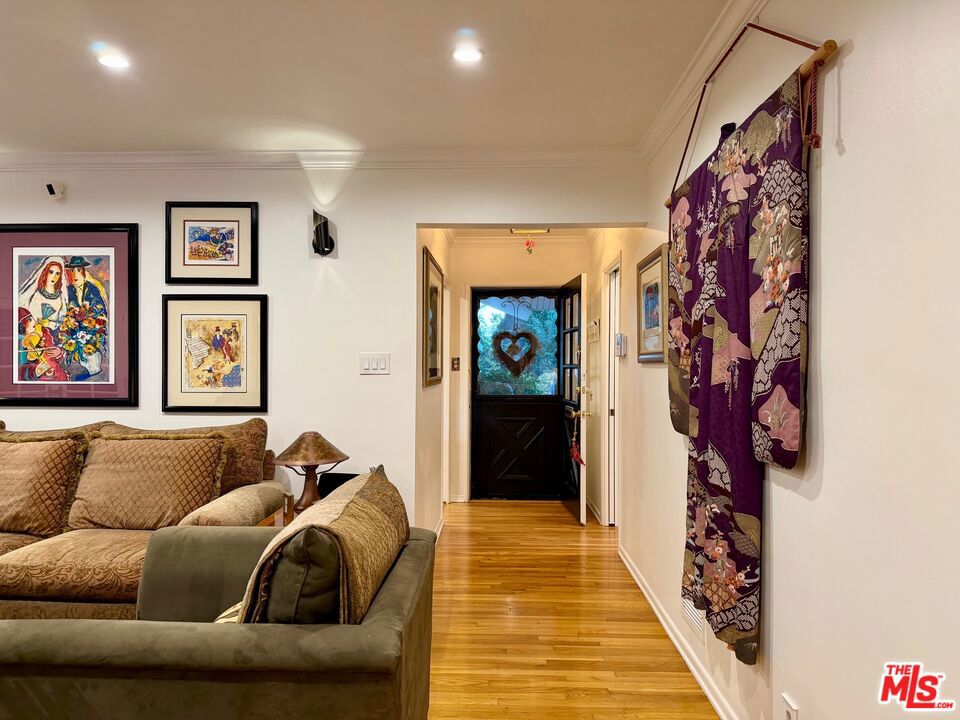 MLS #25617695 image #5