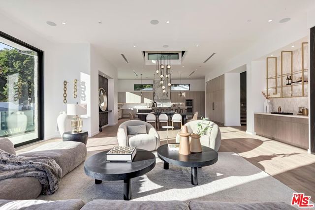 MLS #25617725 image #16