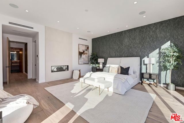 MLS #25617725 image #30