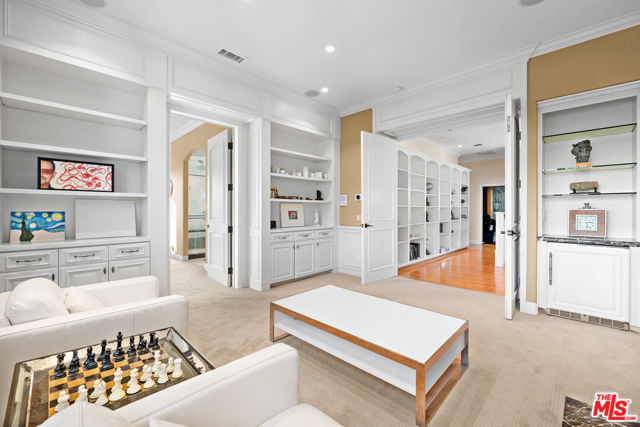 MLS #25617943 image #15