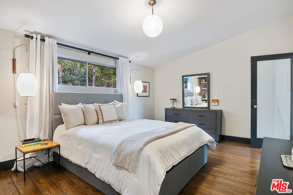 MLS #25617947 image #15