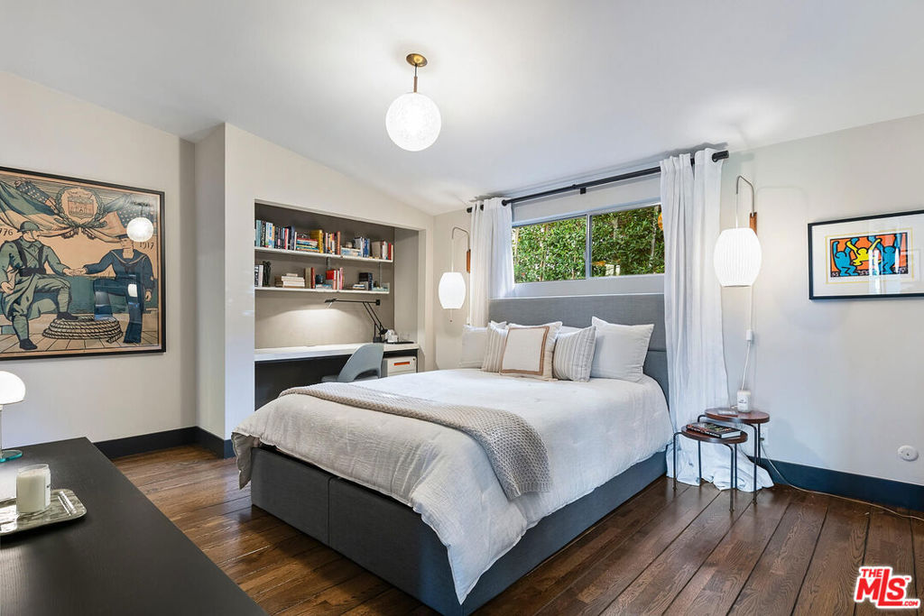 MLS #25617947 image #16