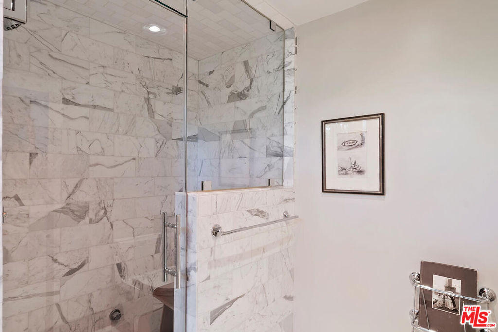 MLS #25617947 image #17