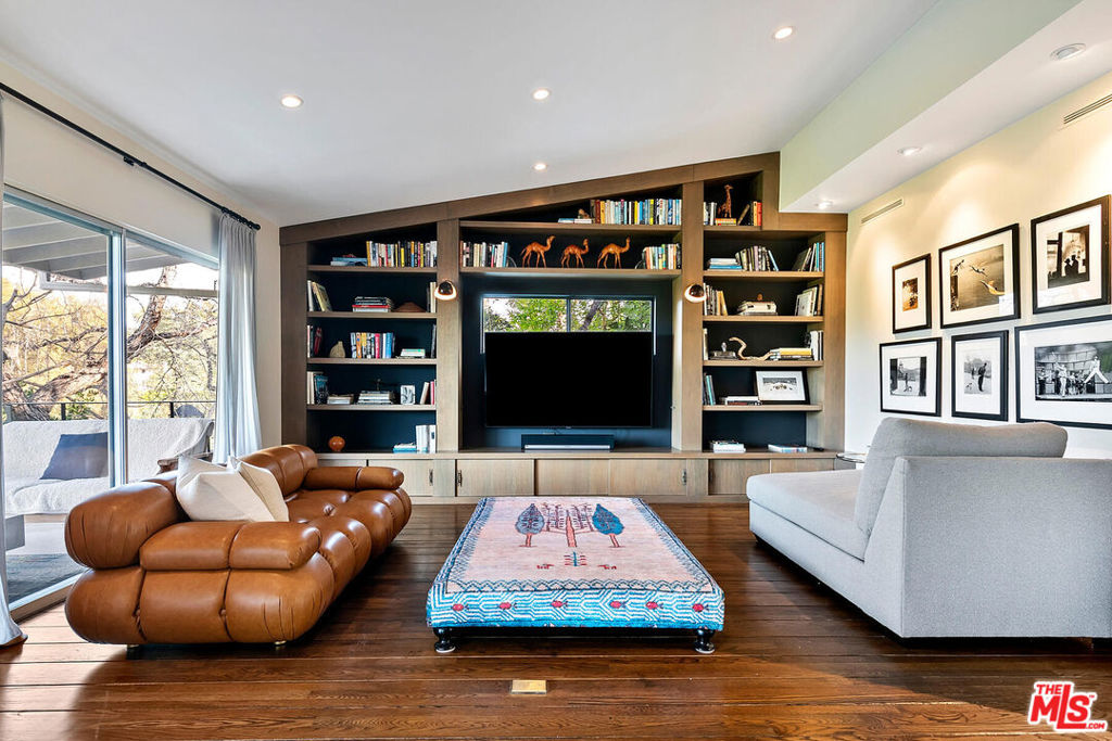 MLS #25617947 image #4