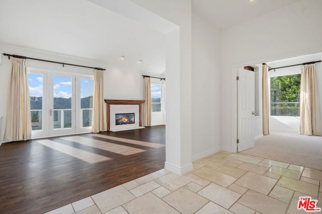 MLS #25618077 image #13