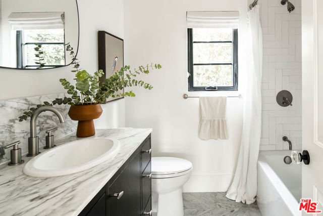 MLS #25618167 image #24