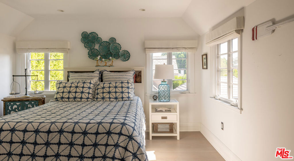 MLS #25618221 image #15