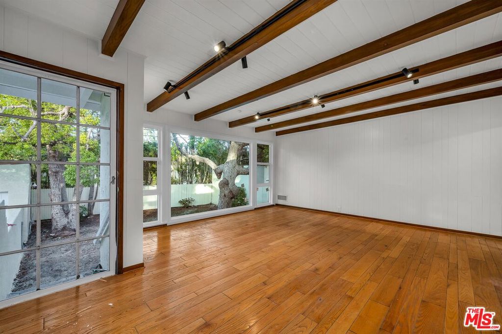 MLS #25618237 image #16