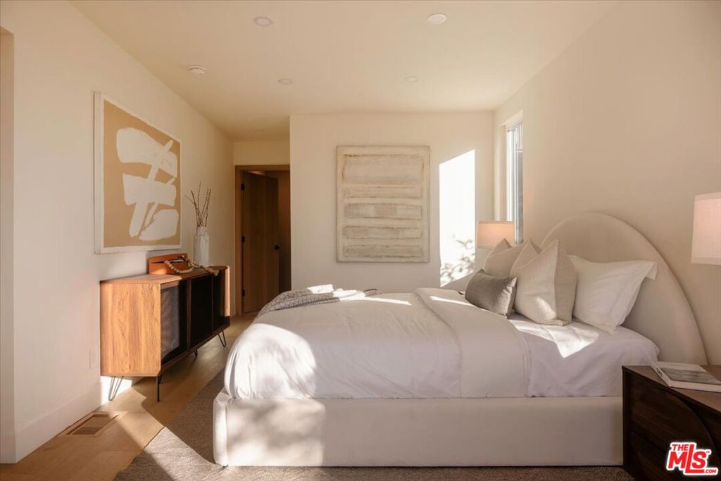 MLS #25618253 image #13