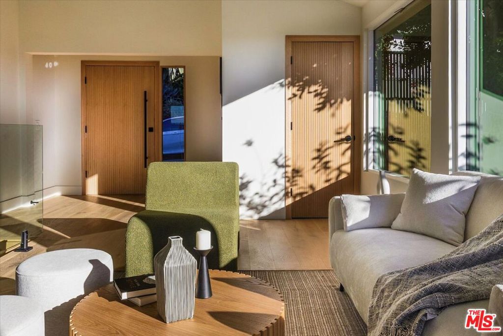 MLS #25618253 image #3