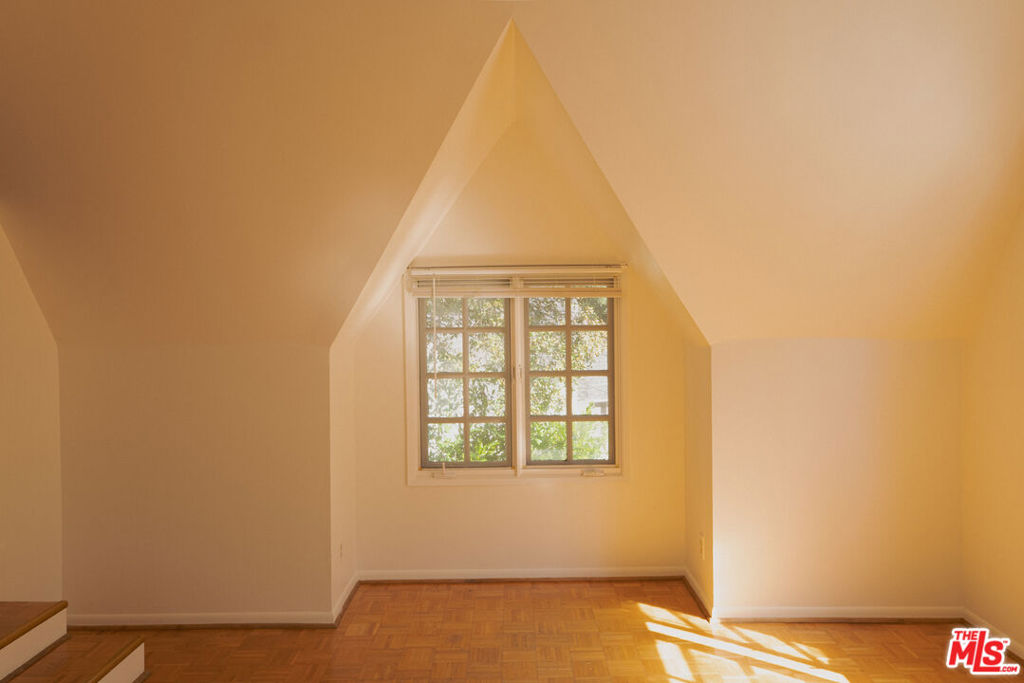 MLS #25618287 image #15