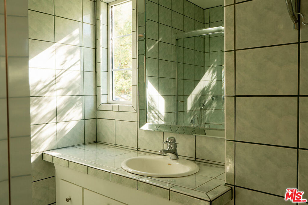 MLS #25618287 image #20