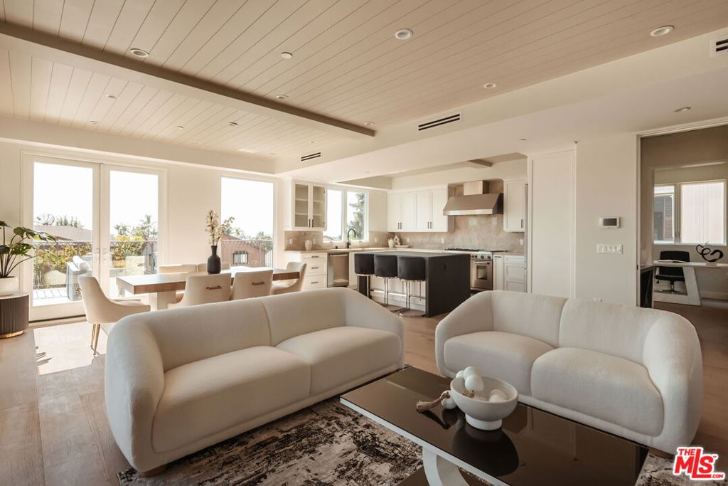 MLS #25618327 image #0