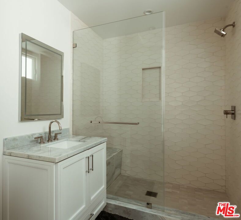 MLS #25618327 image #33