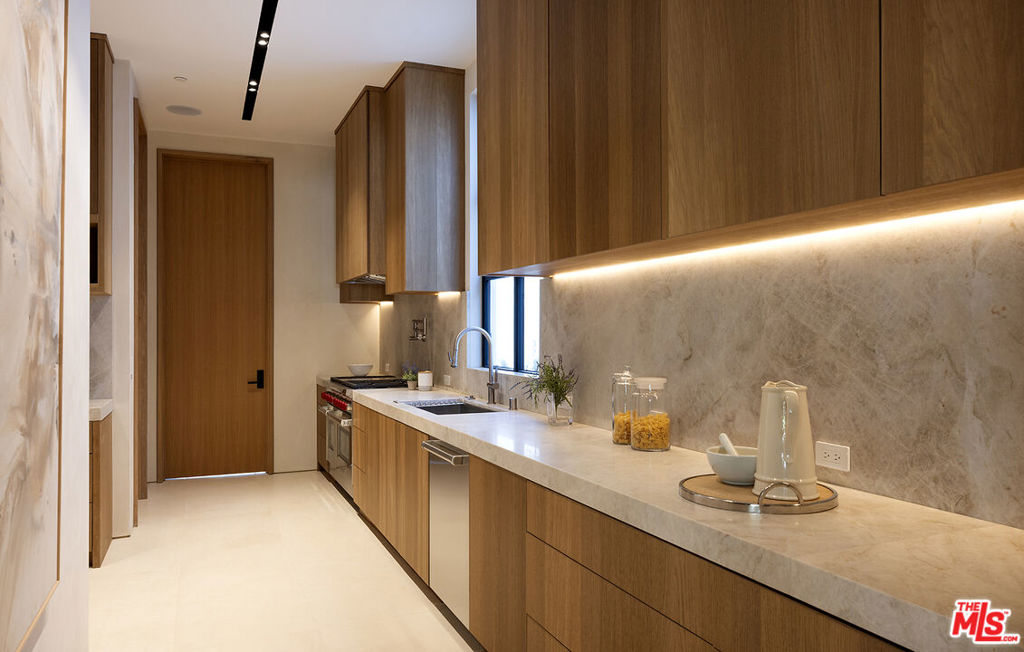 MLS #25618345 image #10