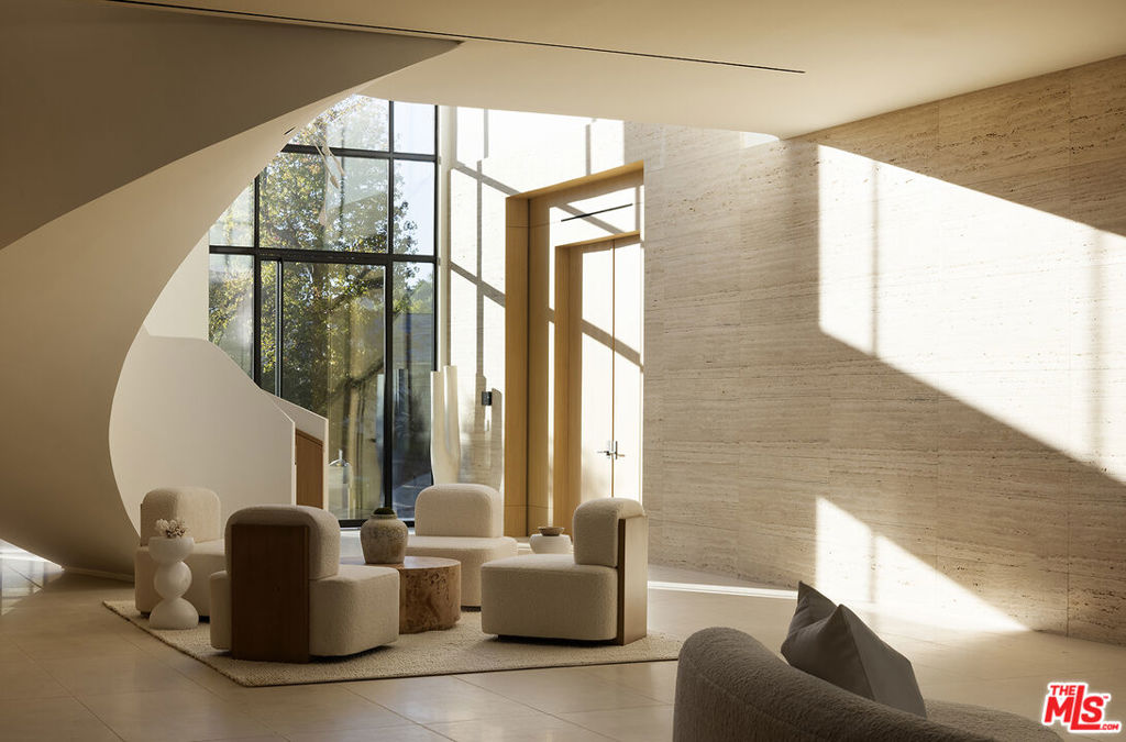 MLS #25618345 image #2