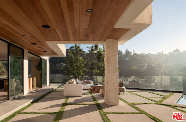 MLS #25618349 image #15