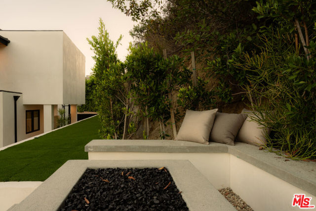 MLS #25618349 image #19