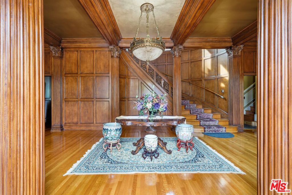 MLS #25618441 image #2