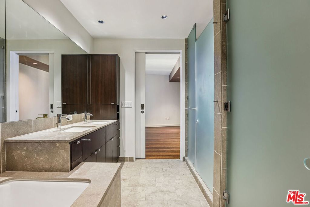 MLS #25618487 image #22