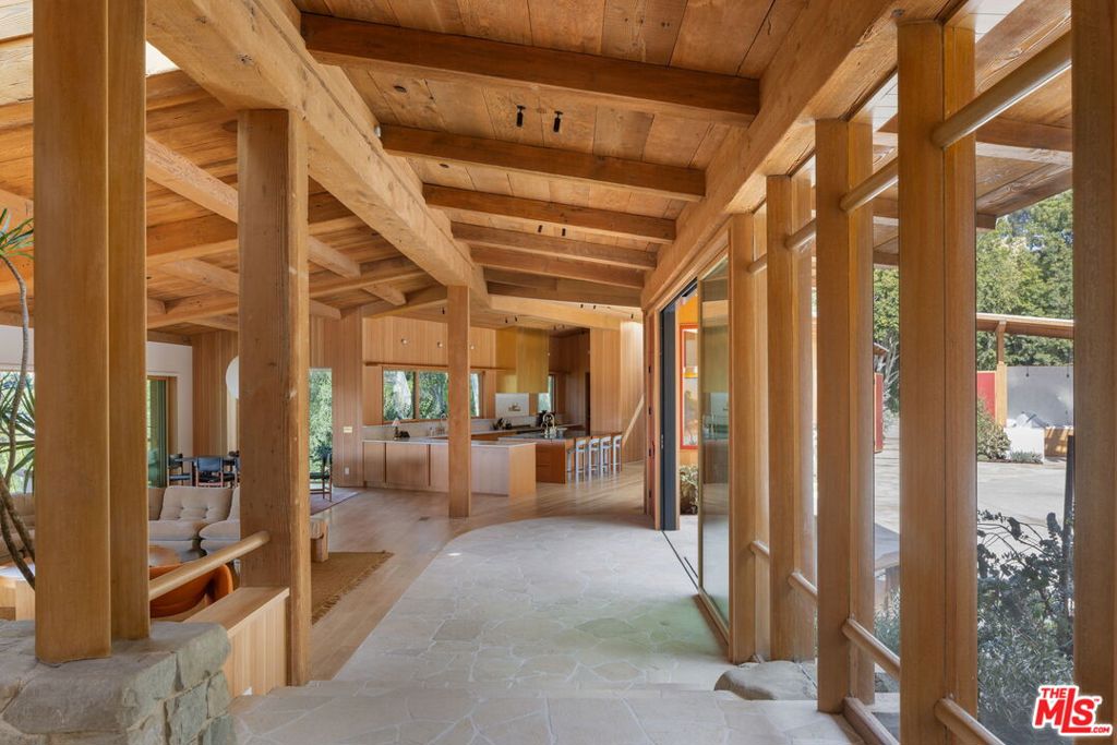 MLS #25618509 image #15