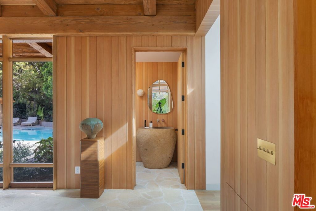 MLS #25618509 image #16