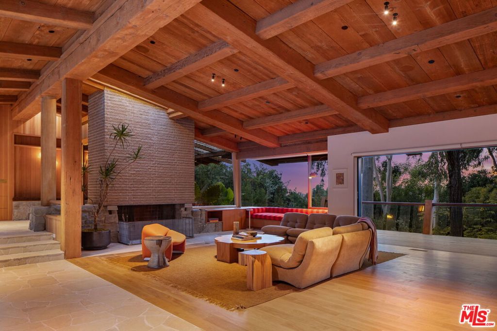 MLS #25618509 image #33