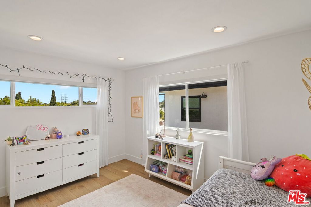 MLS #25618561 image #35