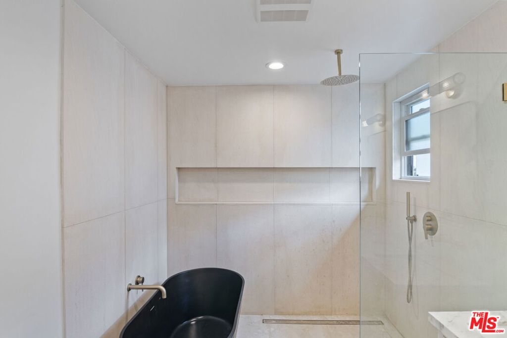 MLS #25618561 image #42