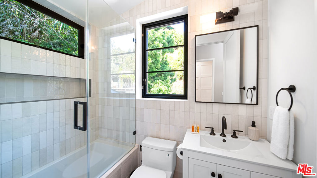 MLS #25618611 image #20