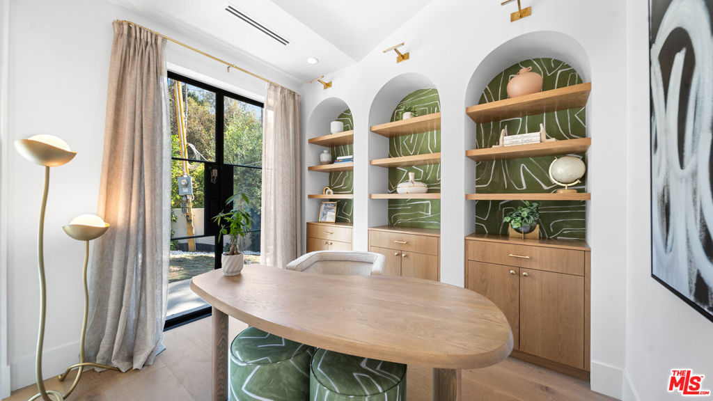 MLS #25618611 image #21