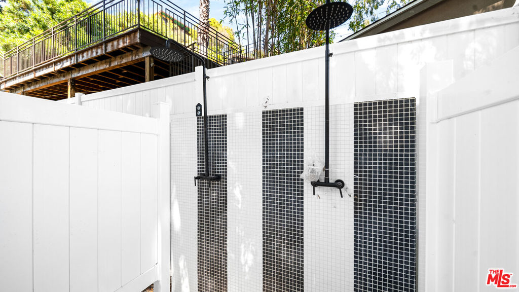 MLS #25618615 image #2