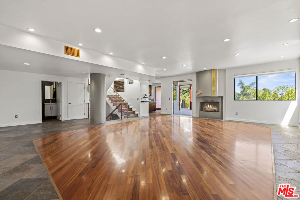 MLS #25618623 image #15