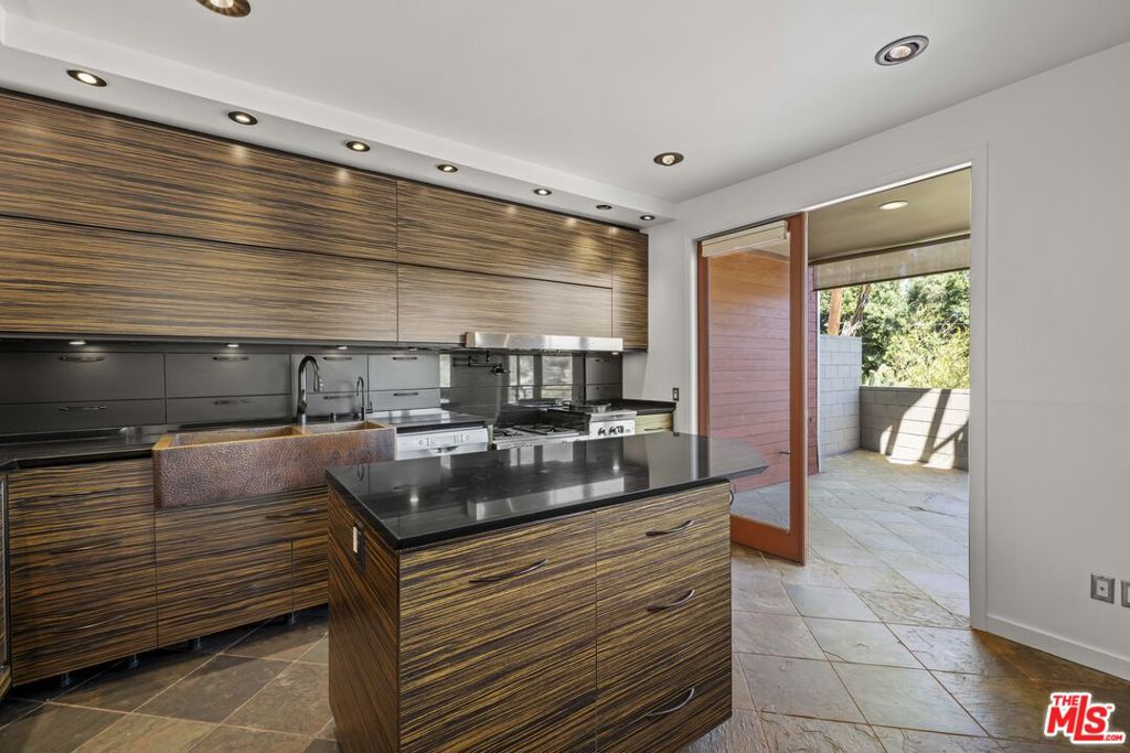 MLS #25618623 image #17