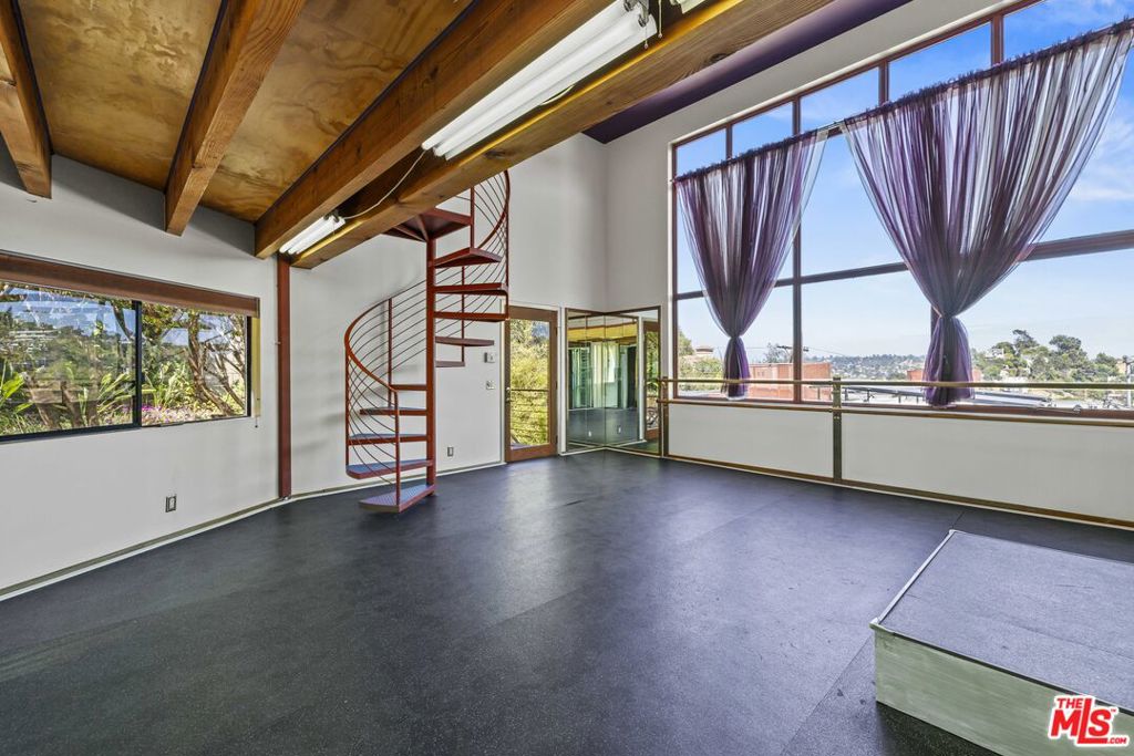 MLS #25618623 image #45