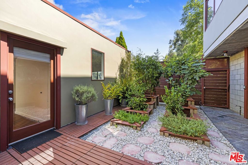 MLS #25618623 image #57