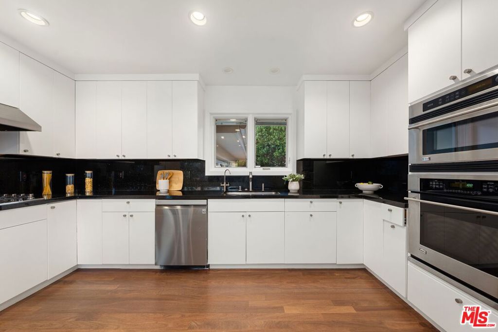 MLS #25618651 image #10