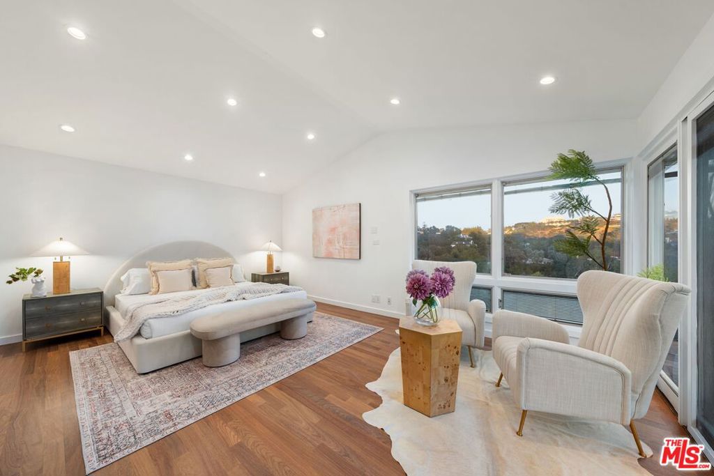 MLS #25618651 image #16