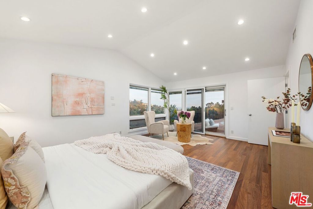 MLS #25618651 image #17