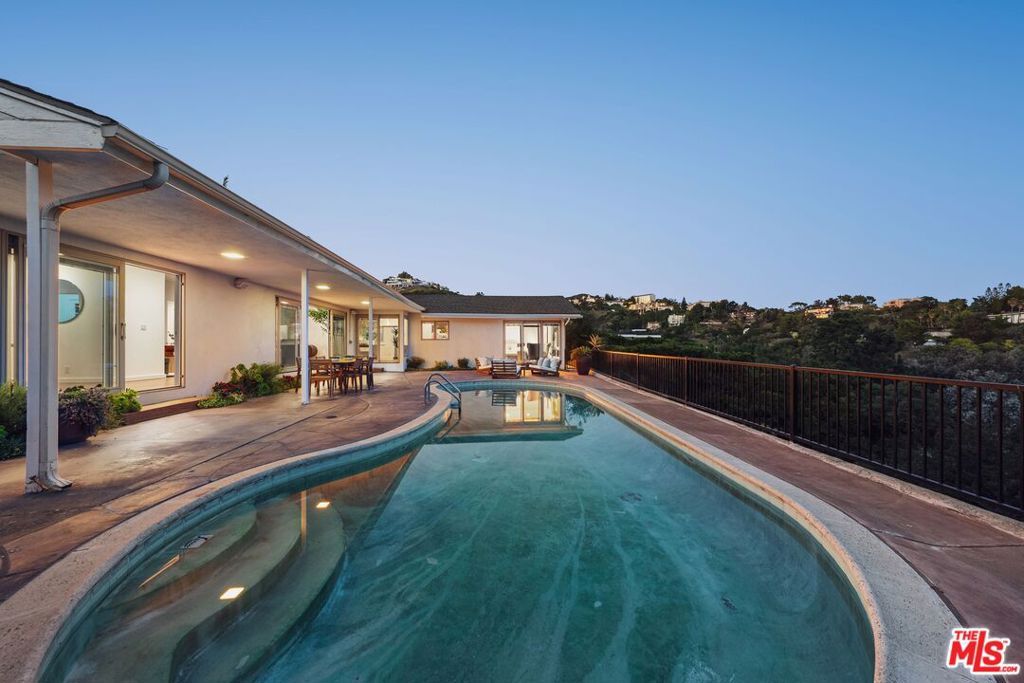 MLS #25618651 image #29