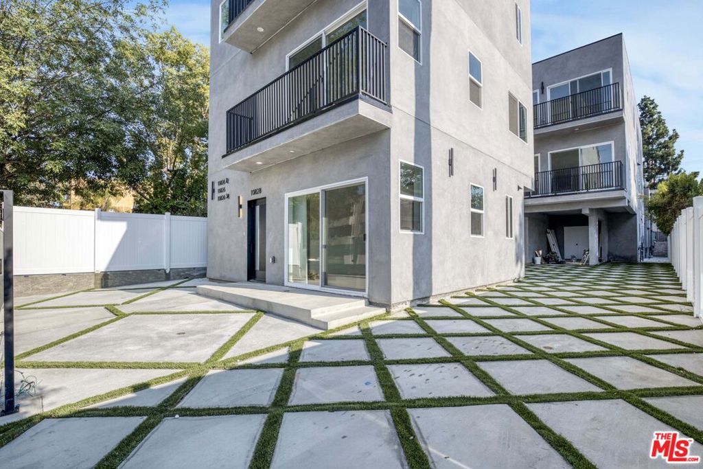 MLS #25618669 image #2