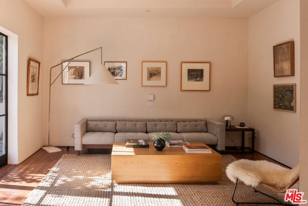 MLS #25618673 image #21