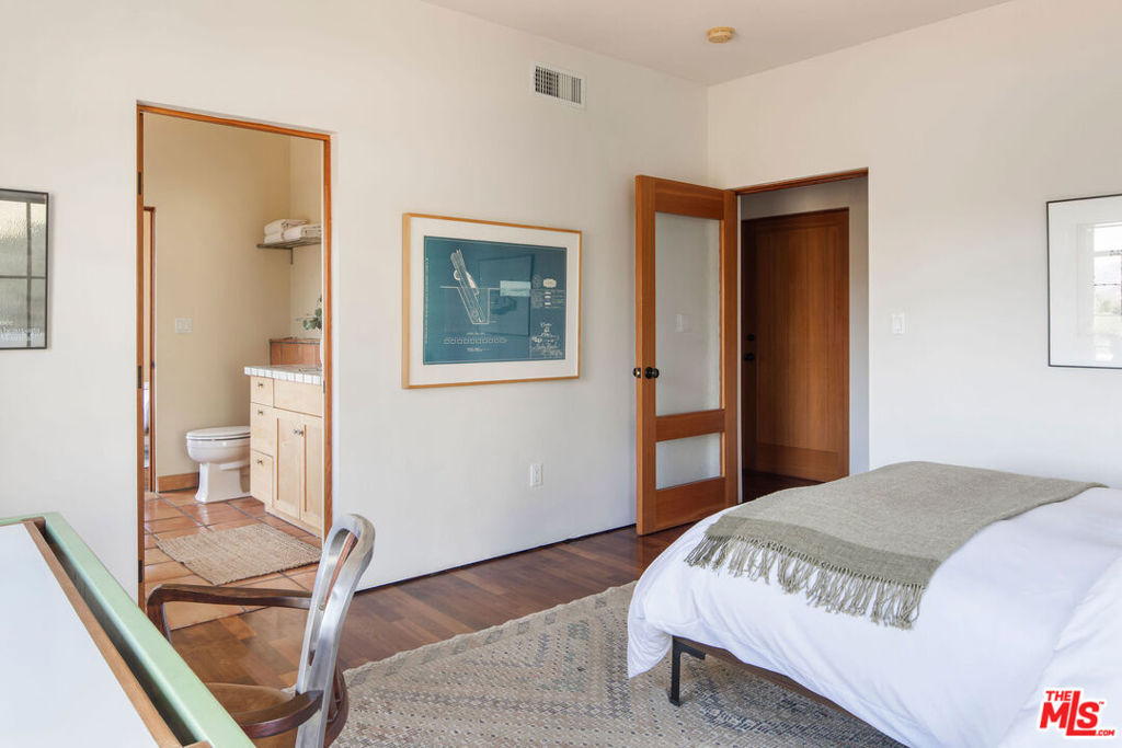 MLS #25618673 image #41