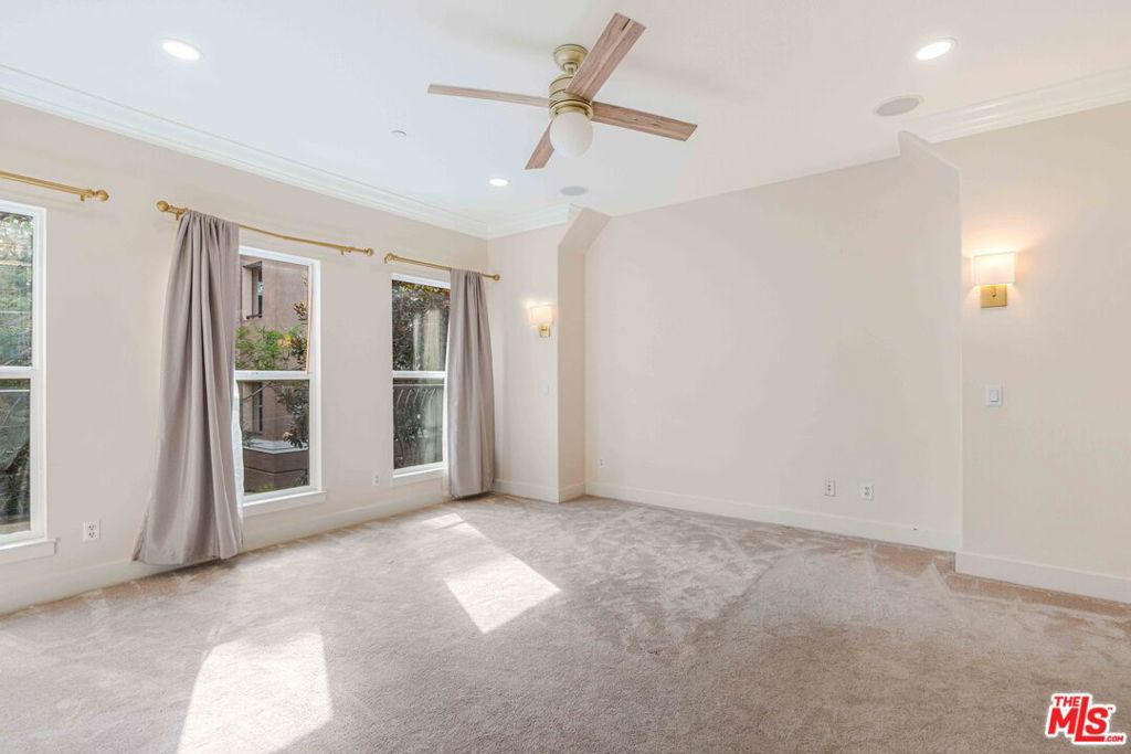 MLS #25618755 image #15